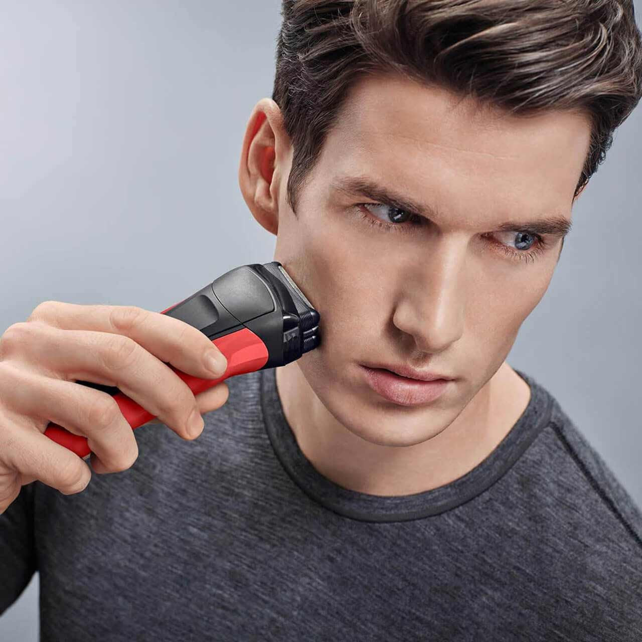 Braun Electric Shaver, Series 3, Red with protection cap, 300s